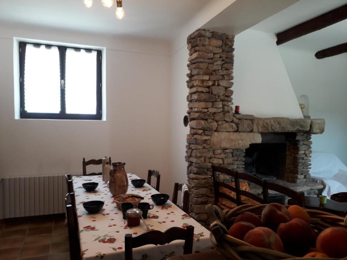 Maison Bourgues Lioux Bagian luar foto